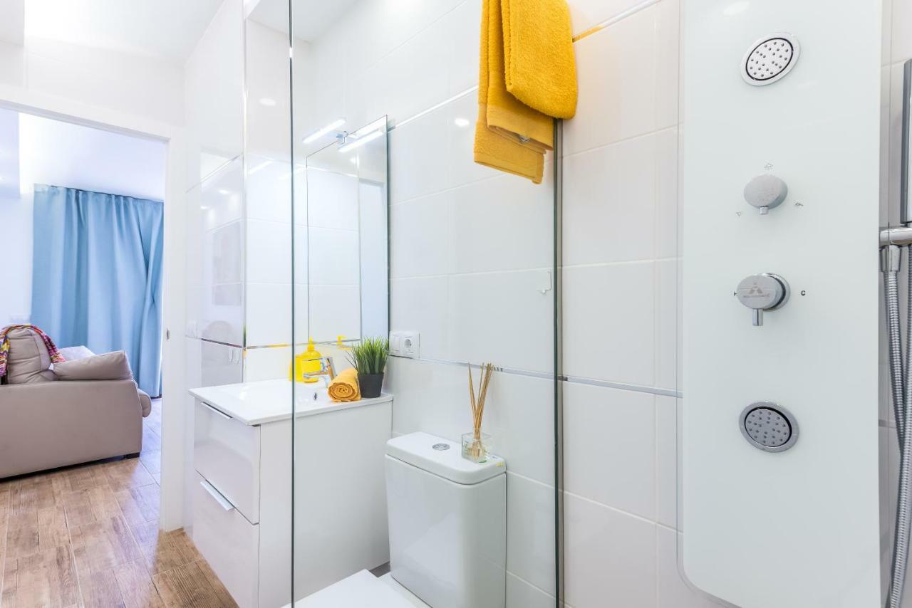 263 PRECIOUS BUNGALOW WITH TERRACE, FREE WiFi Playa de las Américas Exterior foto
